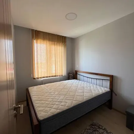 Your Home Away From Home! Кутаиси Экстерьер фото